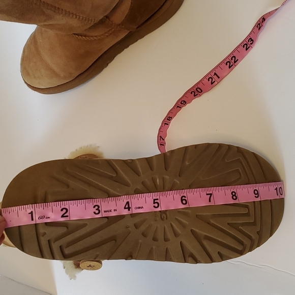 Ugg Bailey Button Triplet Boots - Picture 11 of 12